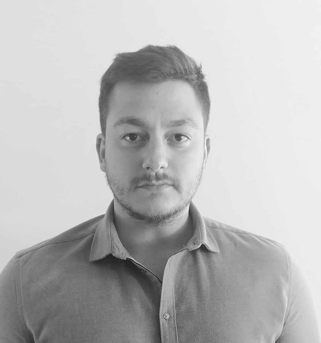 Photo de Pierre Aslan, développeur web freelance en Normandie